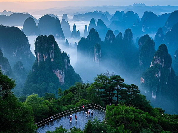 張家界旅游淡季攻略：超值體驗(yàn)，性?xún)r(jià)比超高！